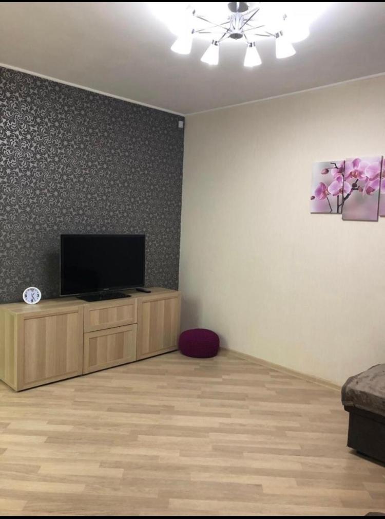 Apartamenty Na Sibgata Hakima U Riviery Kazan Dış mekan fotoğraf